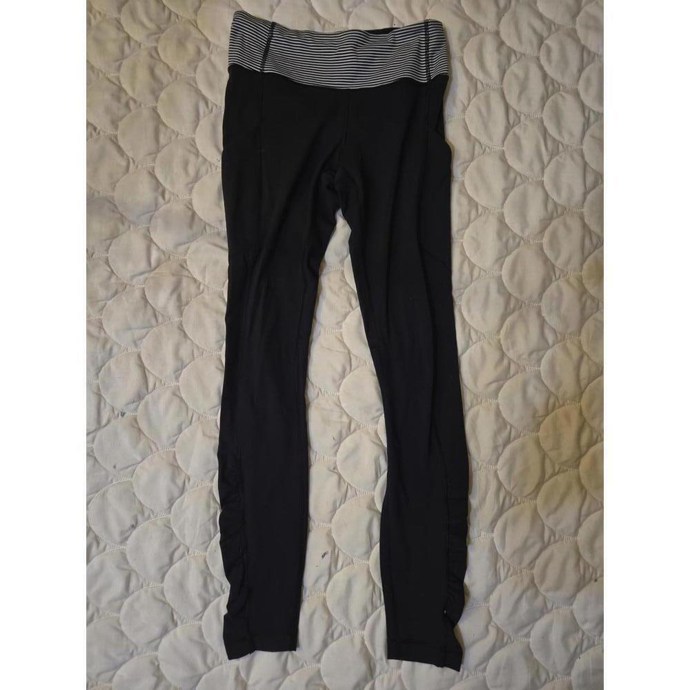 Black lululemon  Leggings with Striped Waistband and Ruffled Detail size 4
